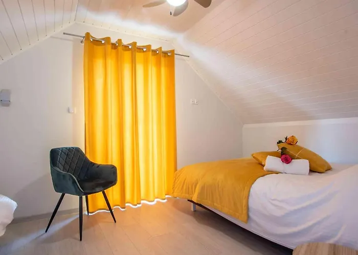 - Kaszuby Zacisze - New Chalé Chmielno